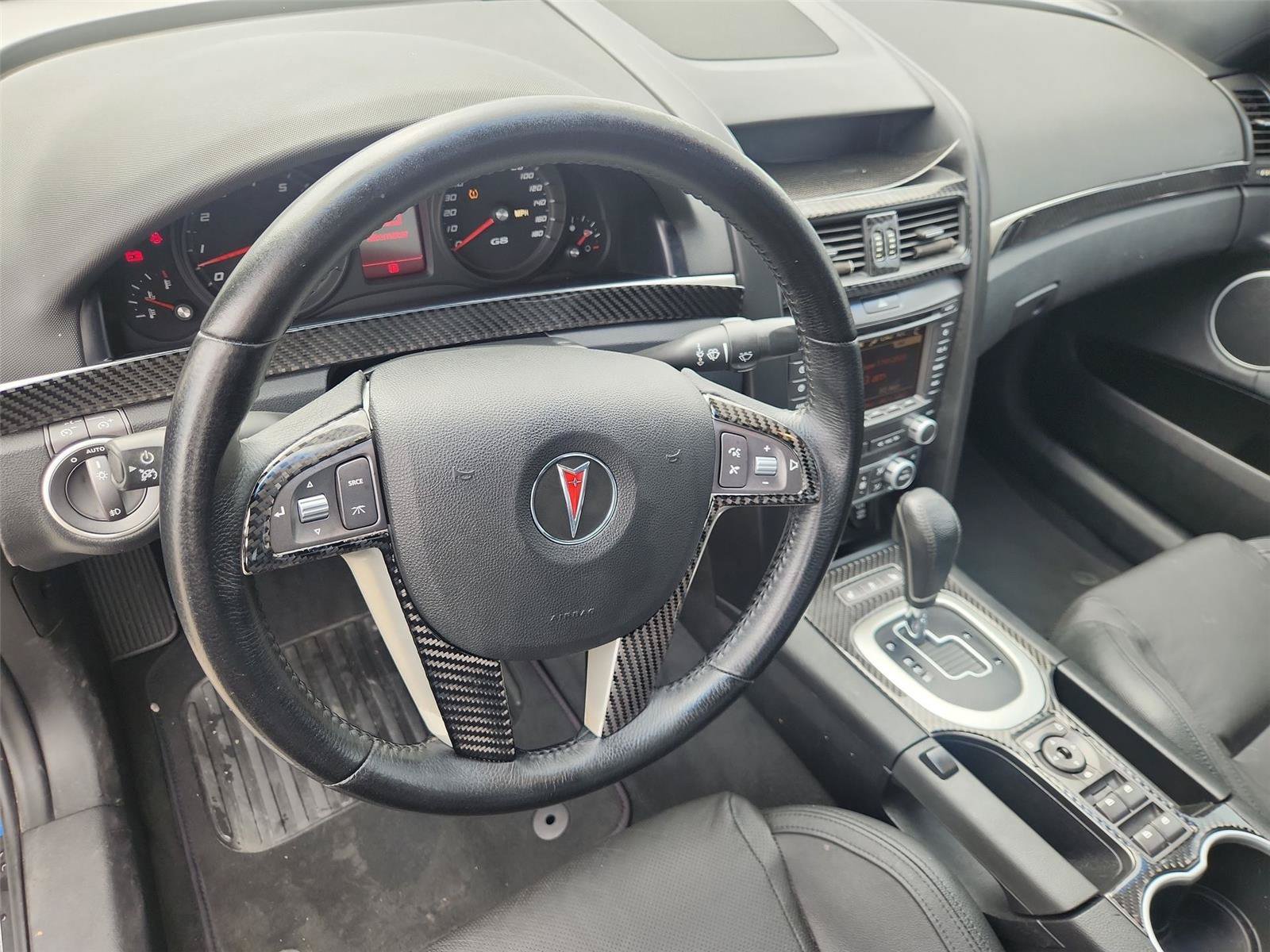 Used 2009 Pontiac G8 w/ Premium Package RWD image 10