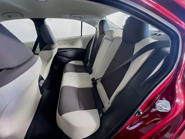 Used 2025 Toyota Corolla LE image 26