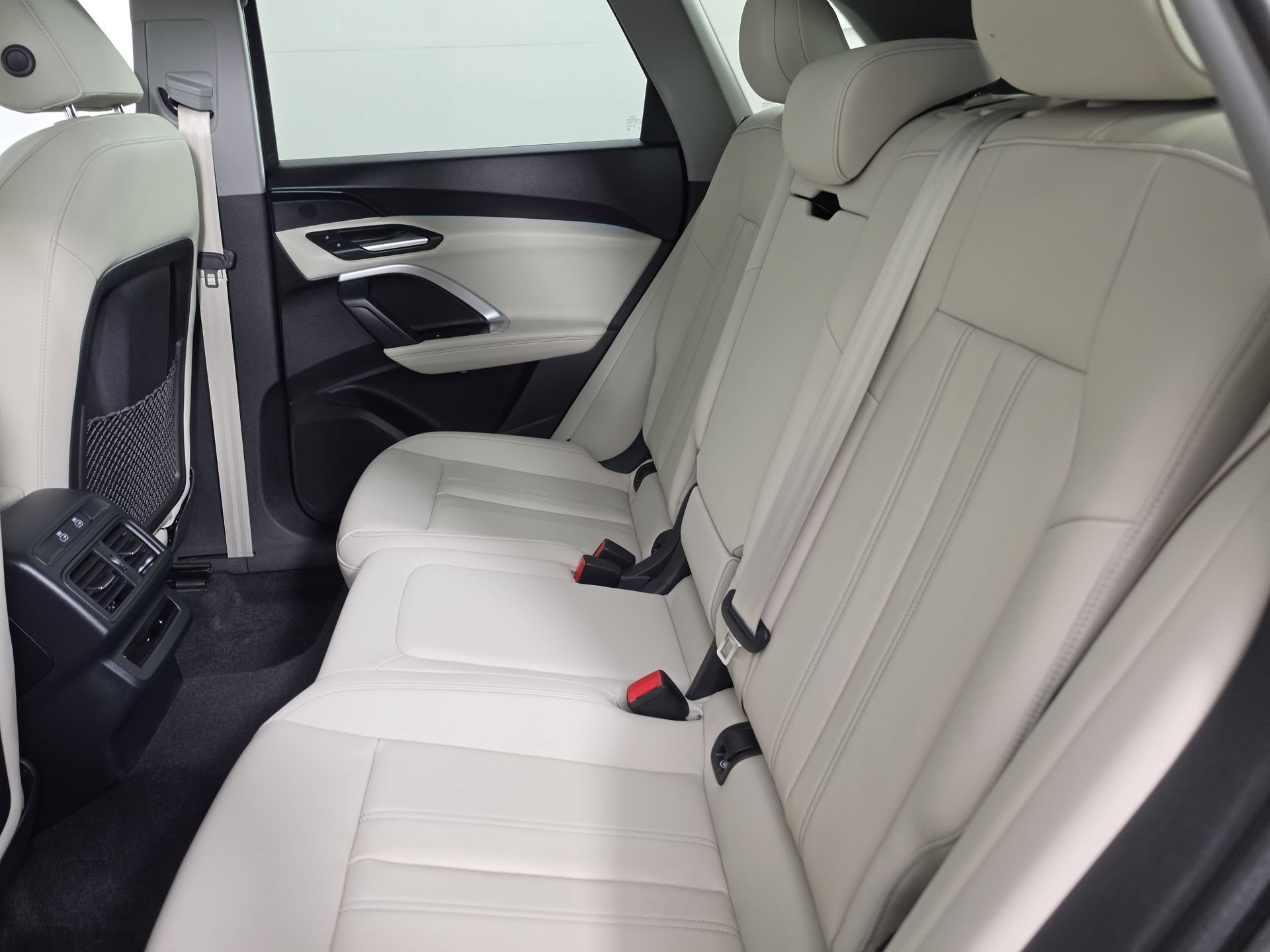 Certified 2025 Audi Q5 Premium w/ Convenience Package AWD/4WD image 40