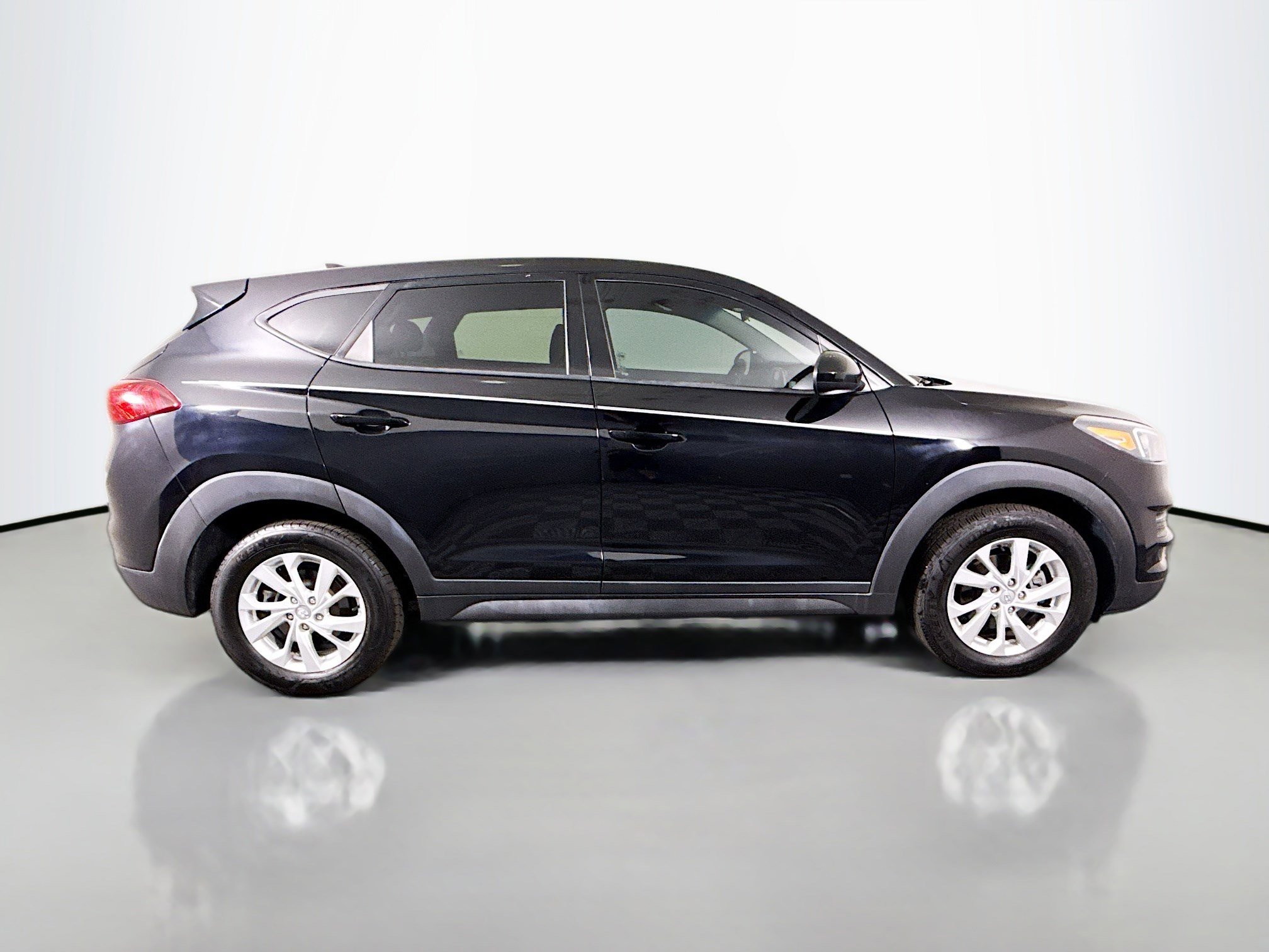 Used 2019 Hyundai Tucson SE image 11