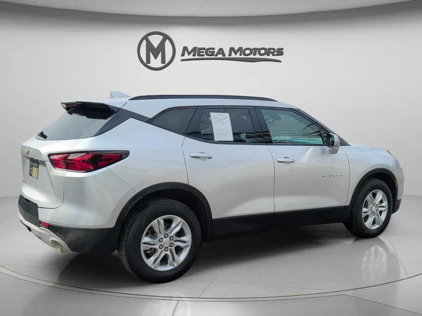 Used 2021 Chevrolet Blazer LT AWD/4WD image 8