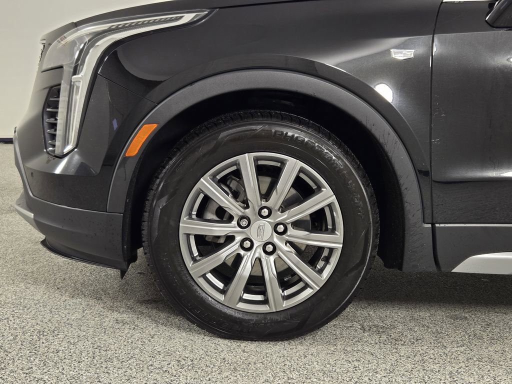 Used 2020 Cadillac XT4 Premium Luxury w/ Driver Awareness Package FWD image 8
