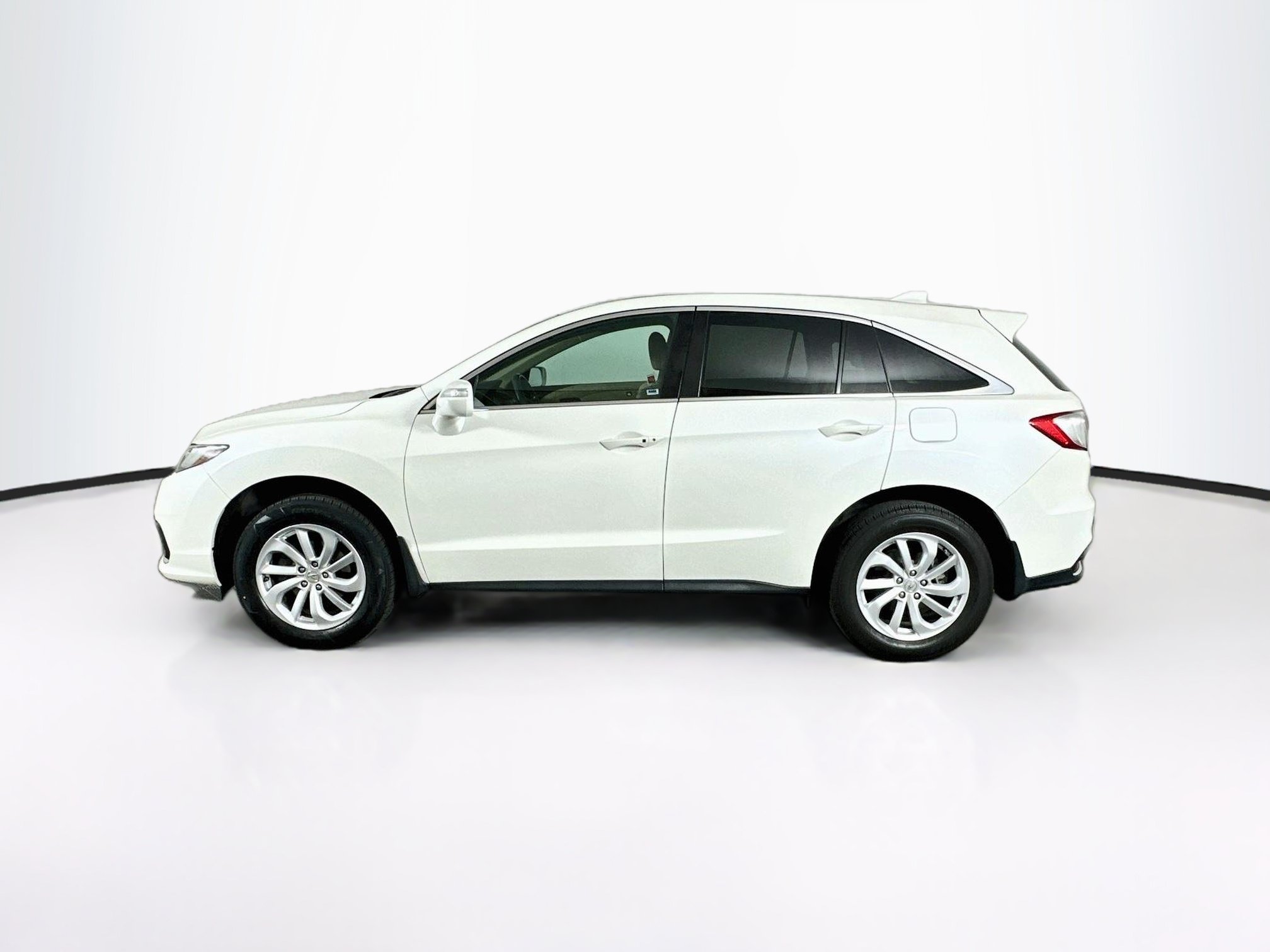 Used 2018 Acura RDX FWD image 4