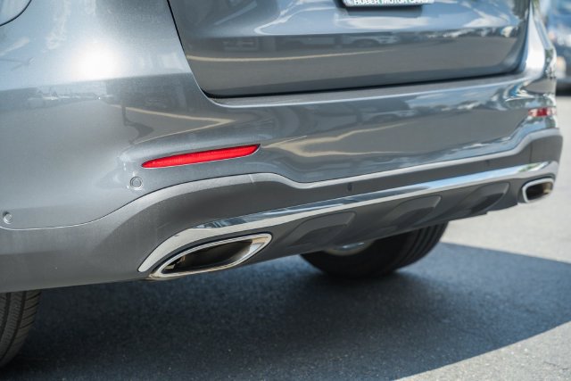 Used 2019 Mercedes-Benz GLC 300 4MATIC image 9