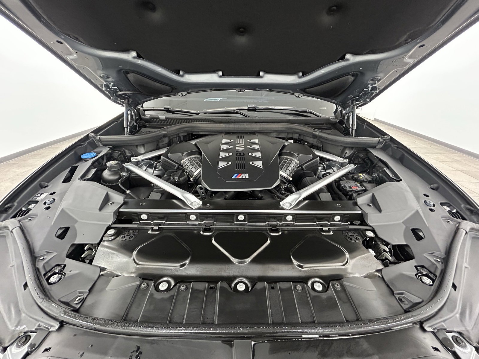 Used 2025 BMW X5 M60i image 44