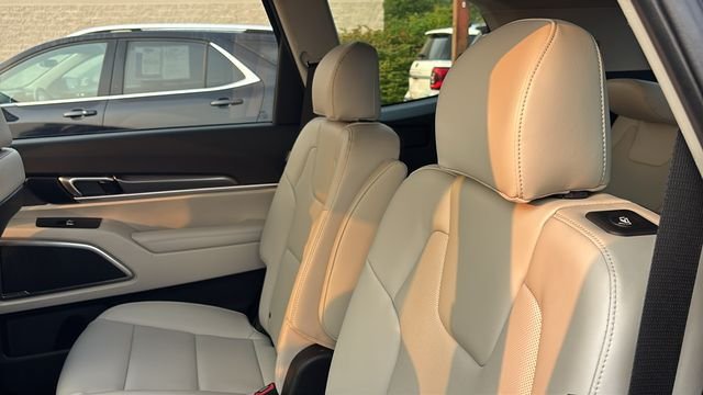 Used 2024 Kia Telluride S w/ S Sunroof Package FWD image 28