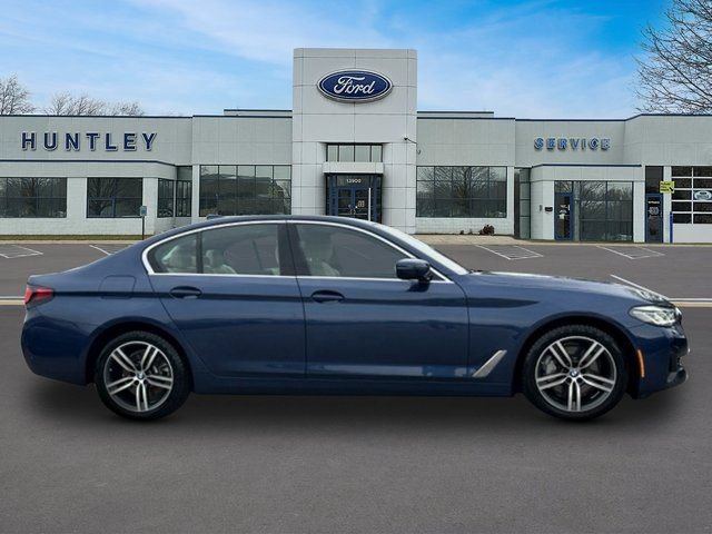 Used 2023 BMW 530i xDrive w/ Convenience Package AWD/4WD image 4
