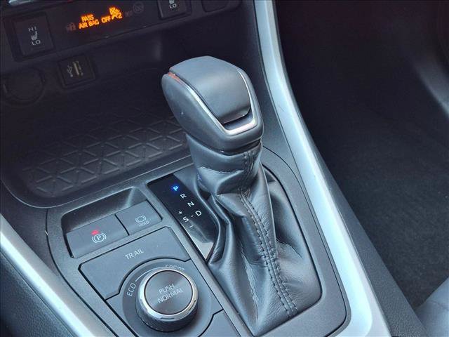 Used 2025 Toyota RAV4 XLE Premium w/ Weather Package AWD/4WD image 12