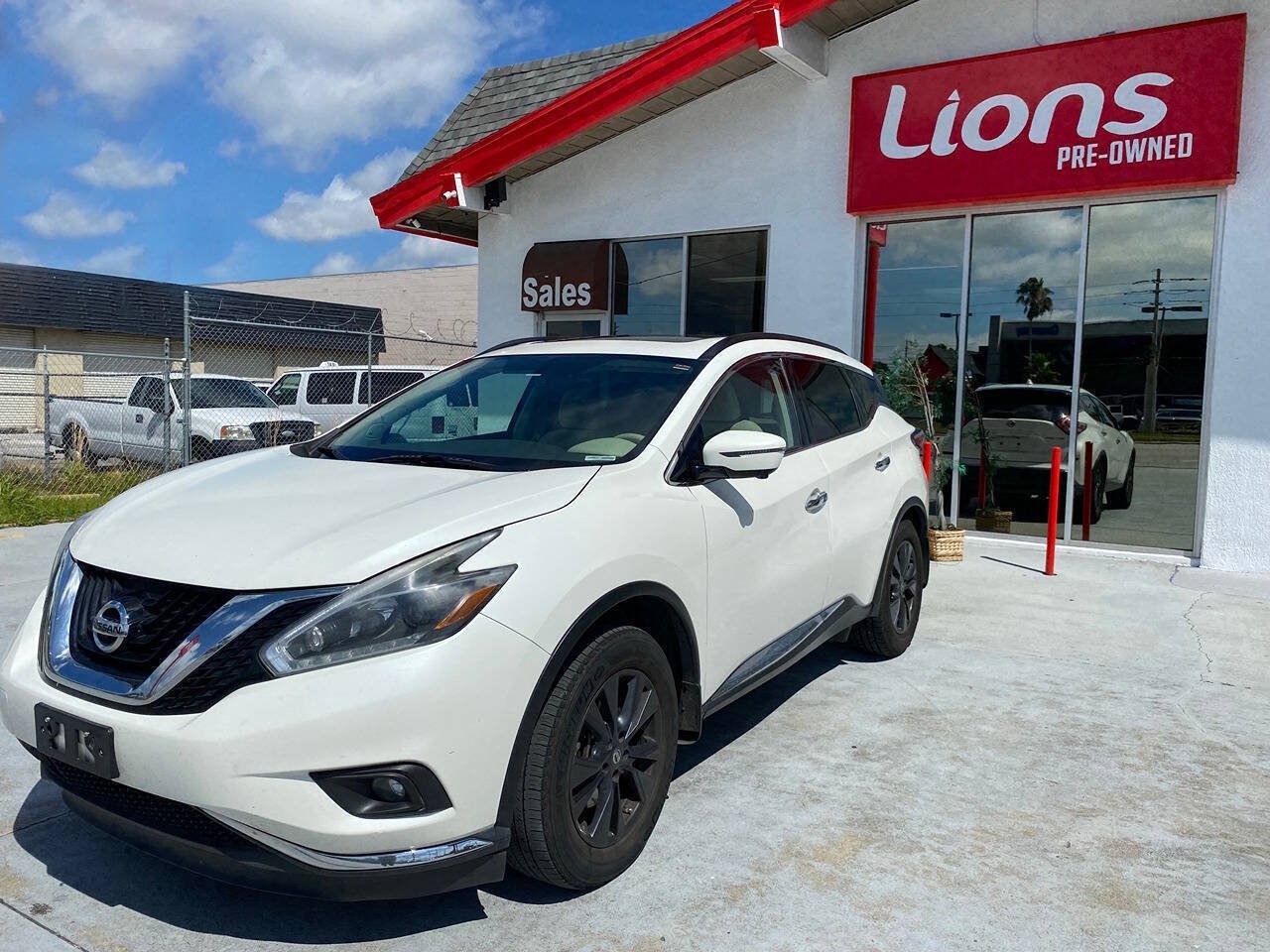 Used 2018 Nissan Murano SV w/ Premium Package AWD/4WD image 1