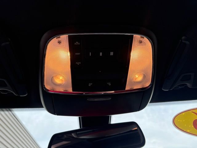 Used 2016 Dodge Charger SXT w/ AWD Plus Group image 23