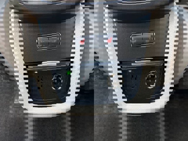 Used 2016 Lincoln MKX Reserve w/ Technology Package image 18