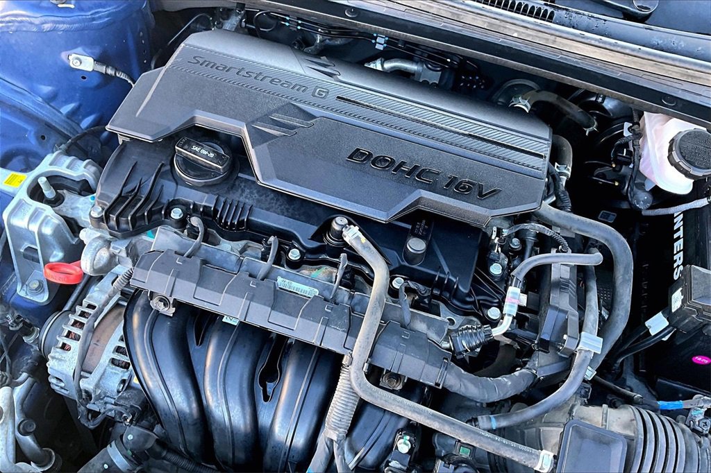 Used 2022 Hyundai Elantra SEL w/ Convenience + Premium Package image 34