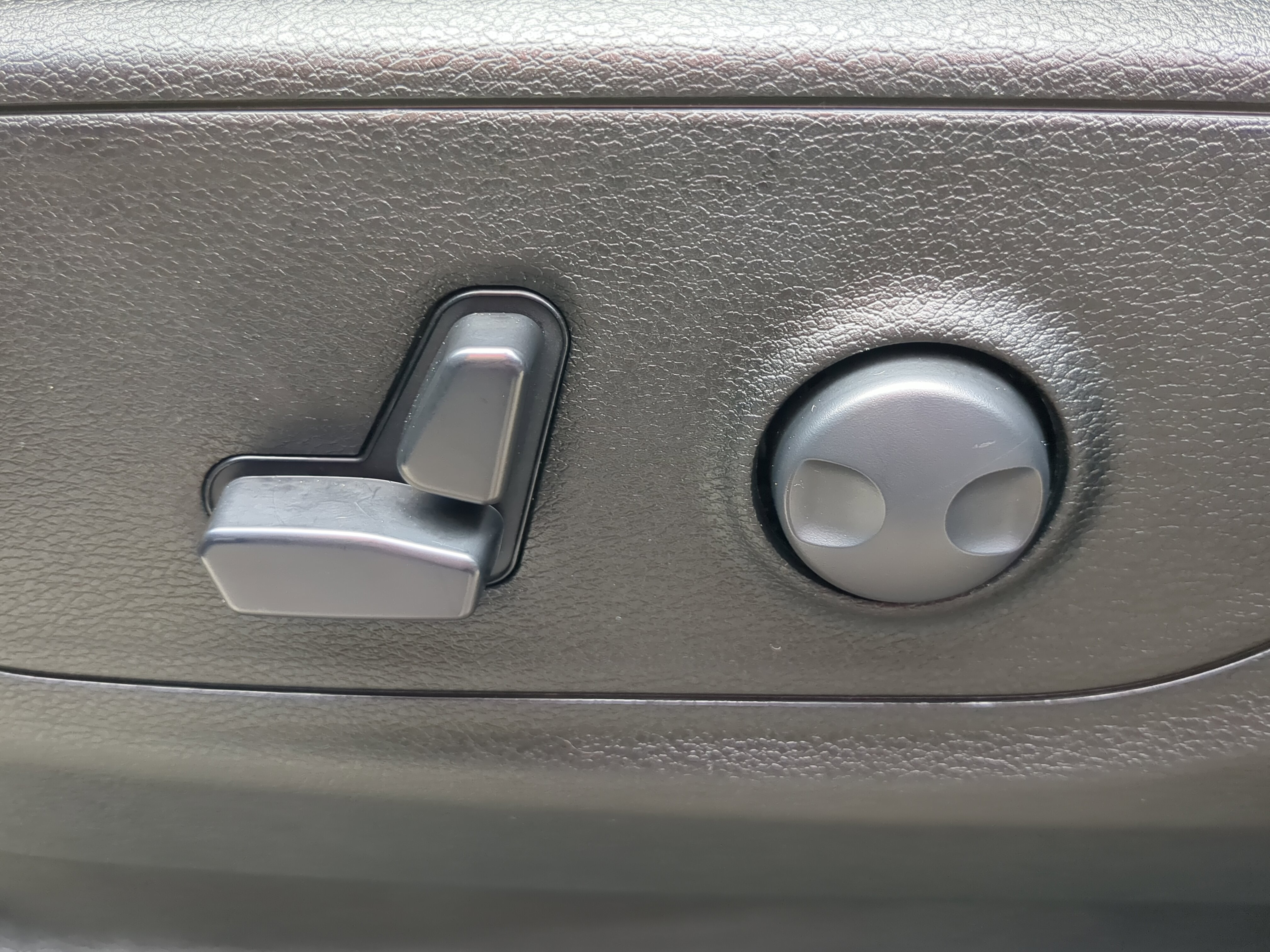 Used 2024 RAM 1500 Rebel w/ Rebel Level 1 Equipment Group AWD/4WD image 29