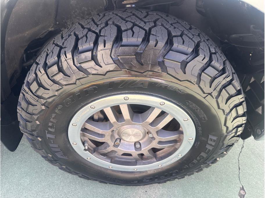 Used 2012 Toyota Tundra 2WD CrewMax w/ Tow Pkg image 14