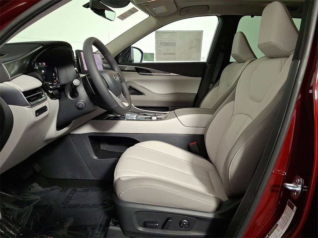 New 2026 INFINITI QX60 Luxe w/ Cargo Package image 13