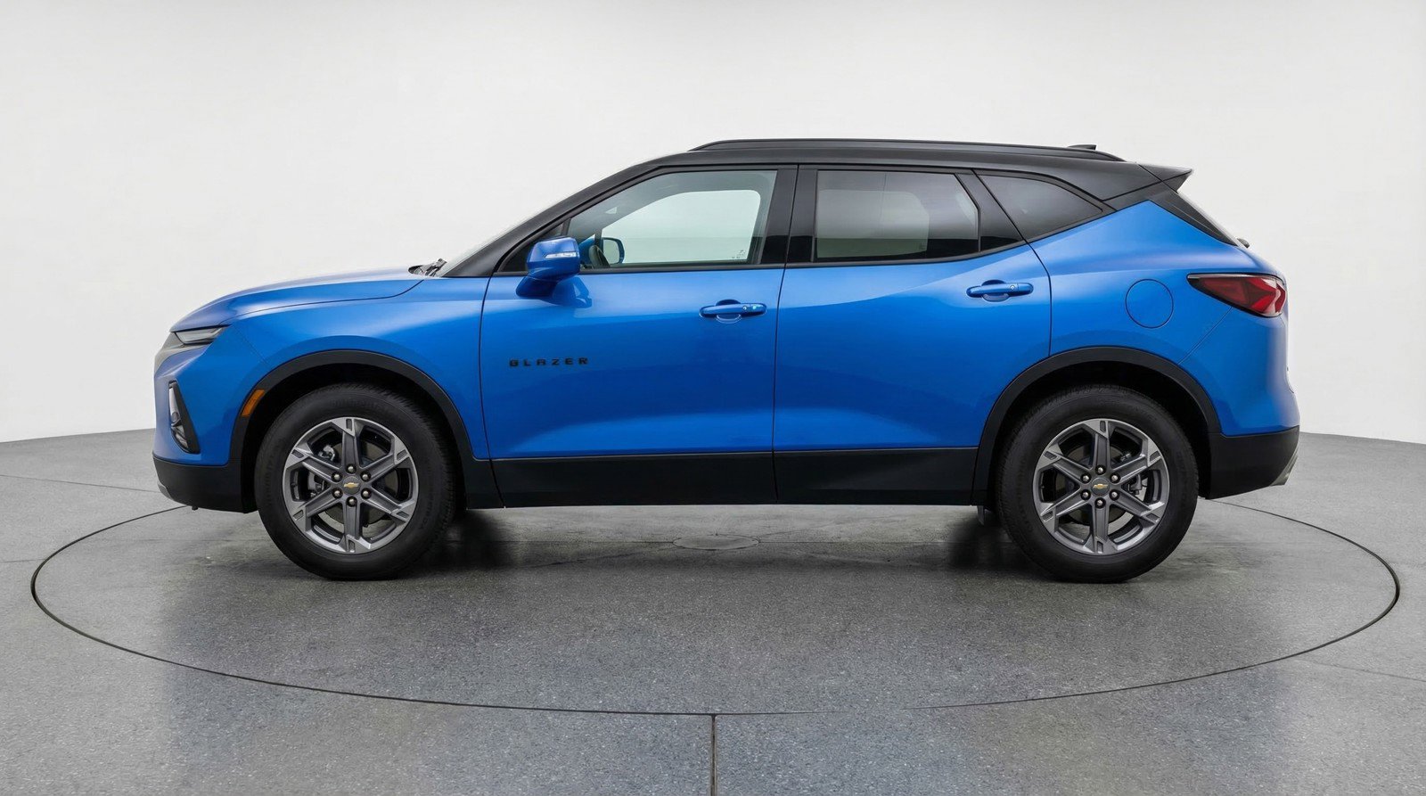 Used 2025 Chevrolet Blazer LT image 5