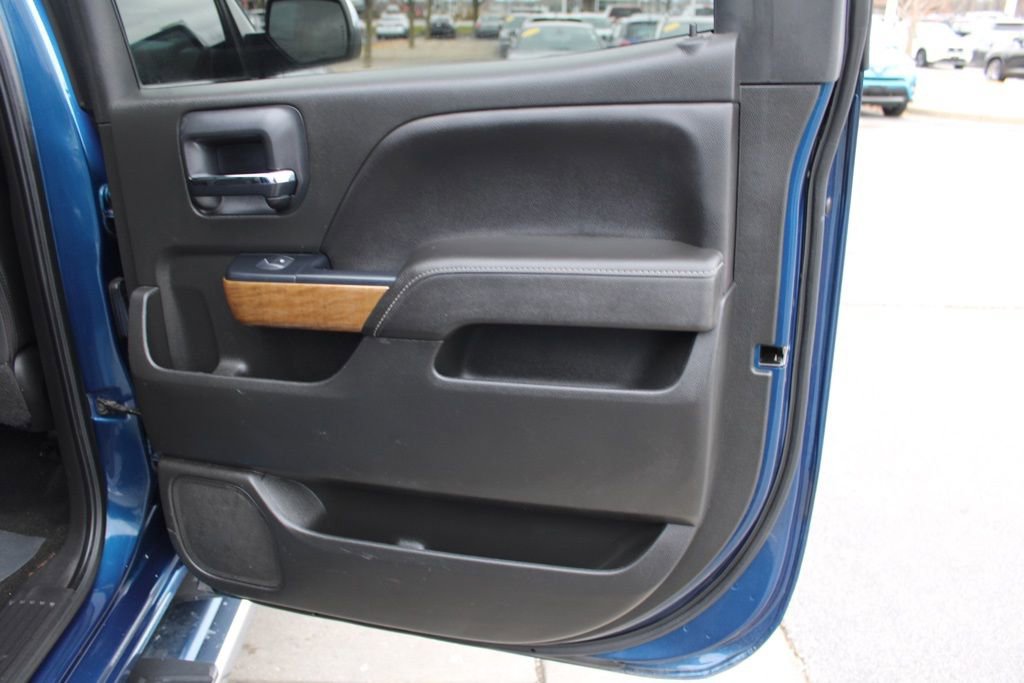 Used 2017 Chevrolet Silverado 1500 LTZ w/ Sport Package image 21
