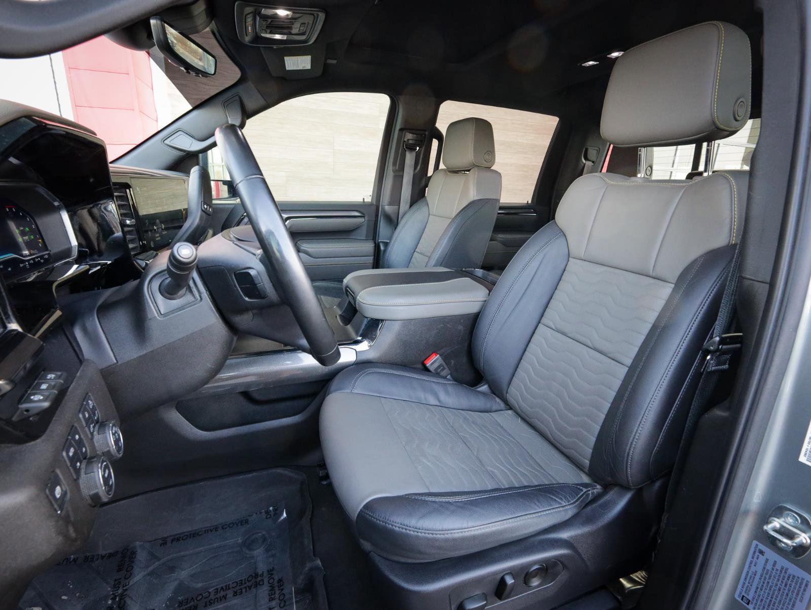 Used 2024 Chevrolet Silverado 2500 ZR2 w/ Technology Package image 14