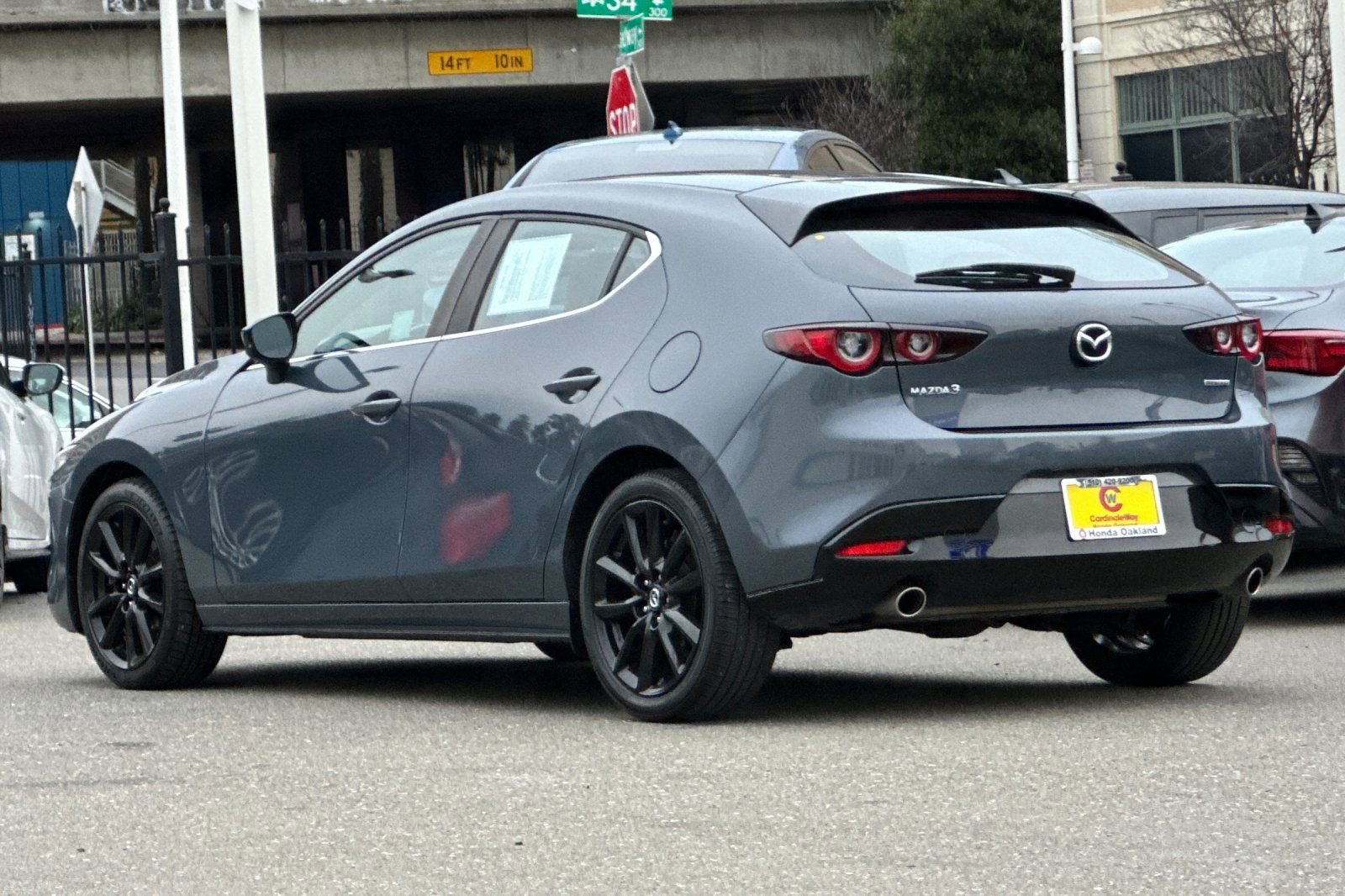 Used 2022 MAZDA MAZDA3 s image 6