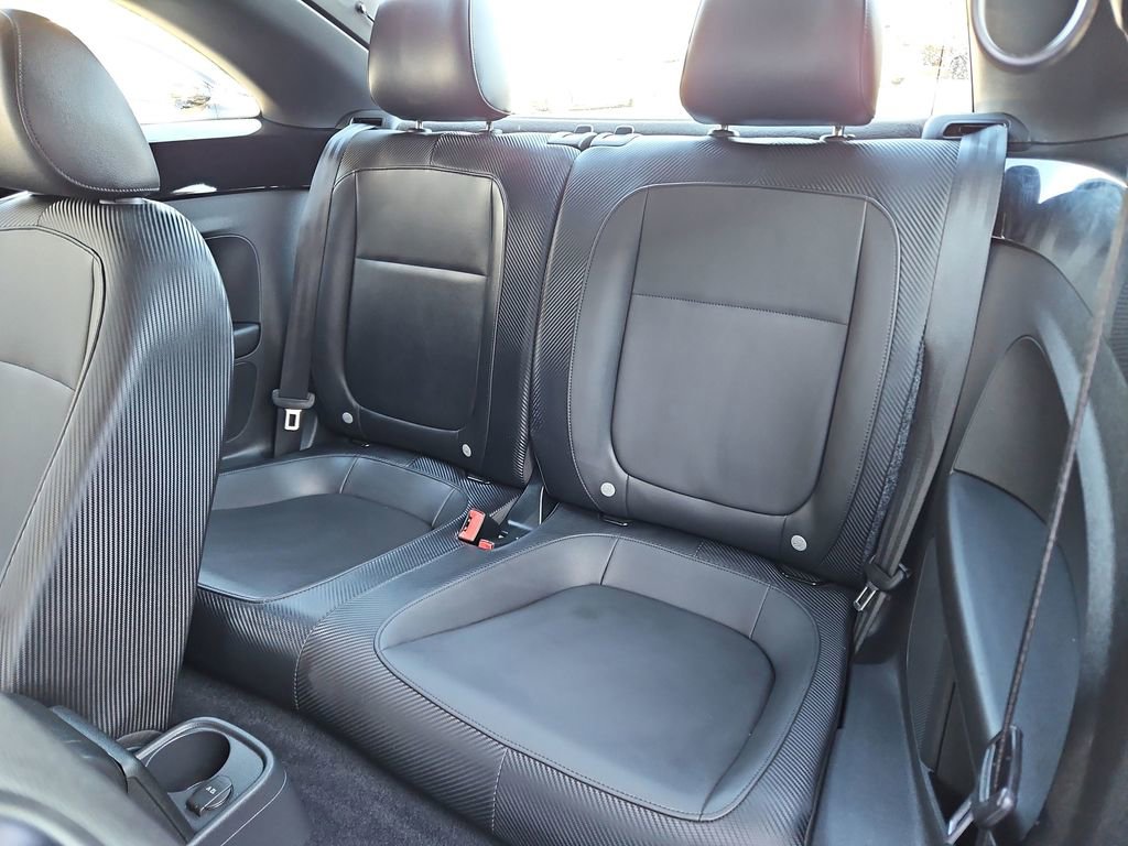 Used 2012 Volkswagen Beetle 2.5 image 25