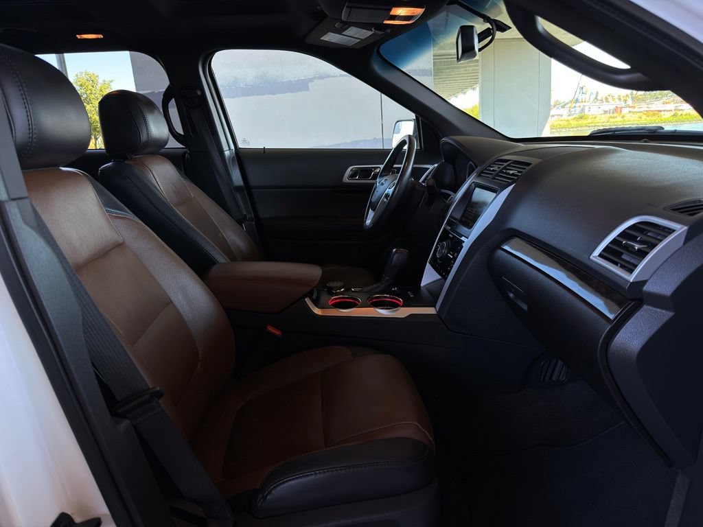 Used 2012 Ford Explorer Limited AWD/4WD image 28