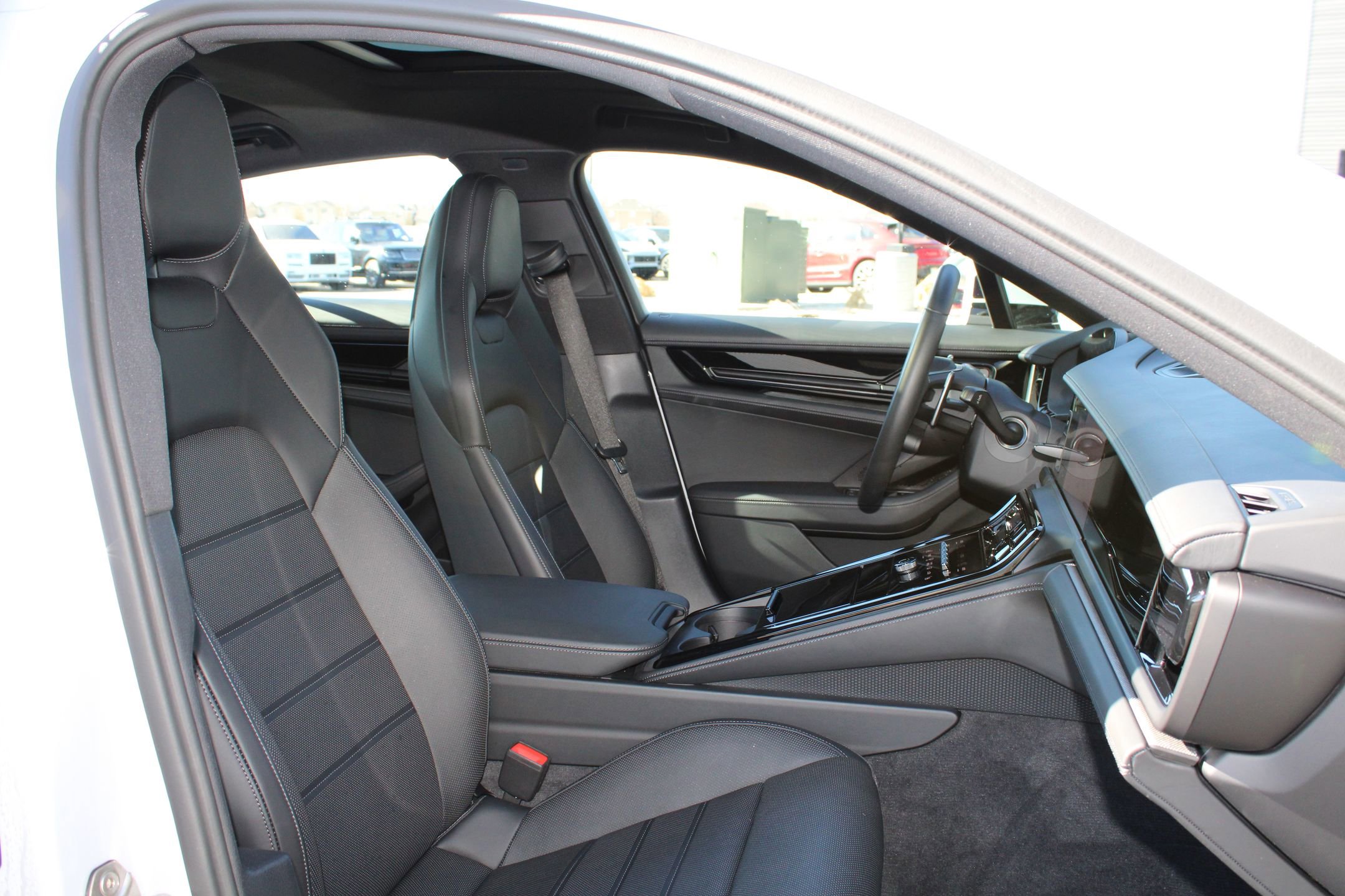 Used 2025 Porsche Panamera 4S image 26