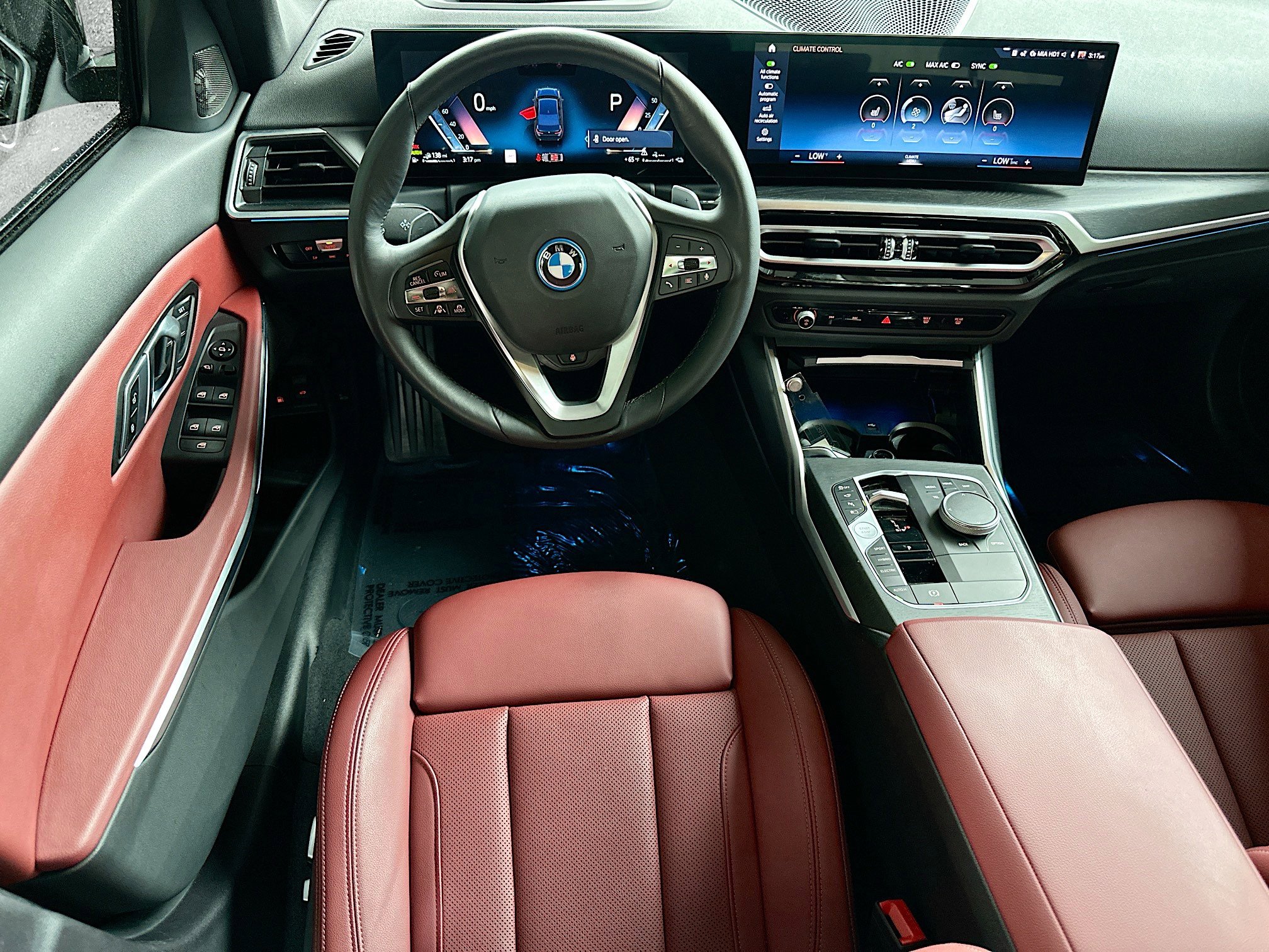 Used 2023 BMW 330e 330e w/ Premium Package image 24