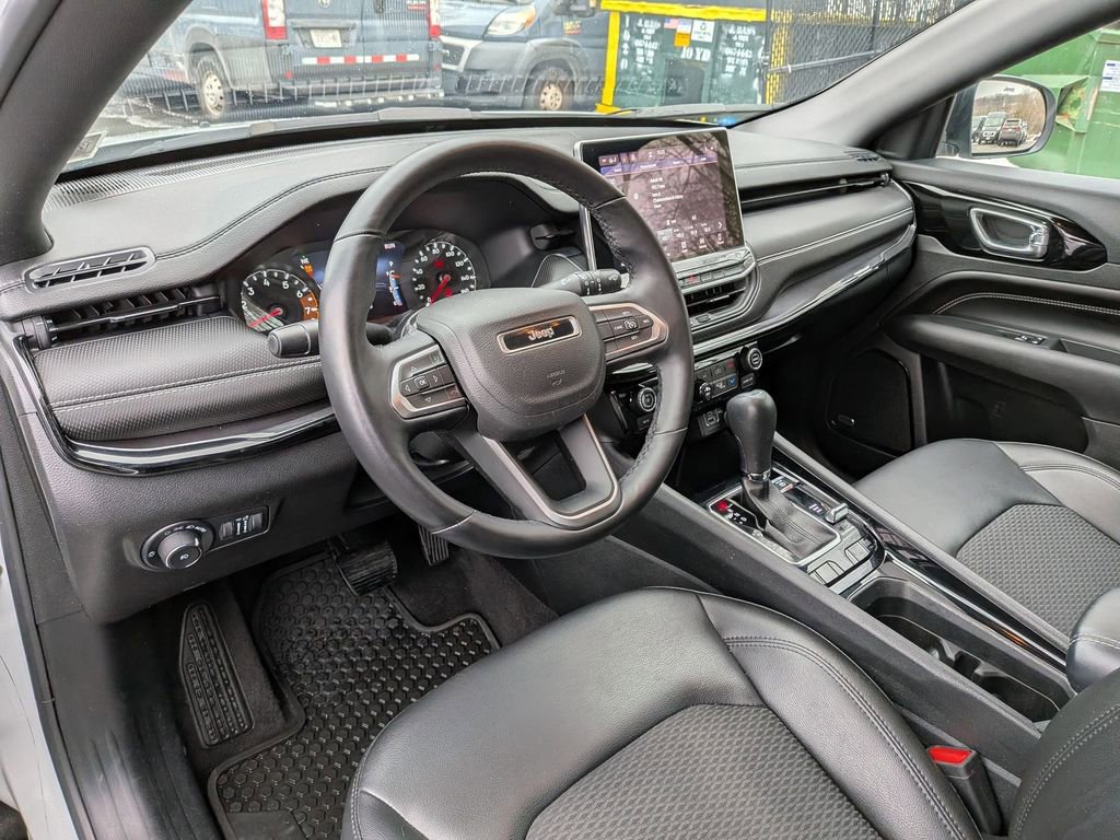 Certified 2022 Jeep Compass Altitude w/ Sun and Sound Group image 12