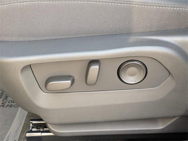 New 2026 Buick Envision Preferred image 23