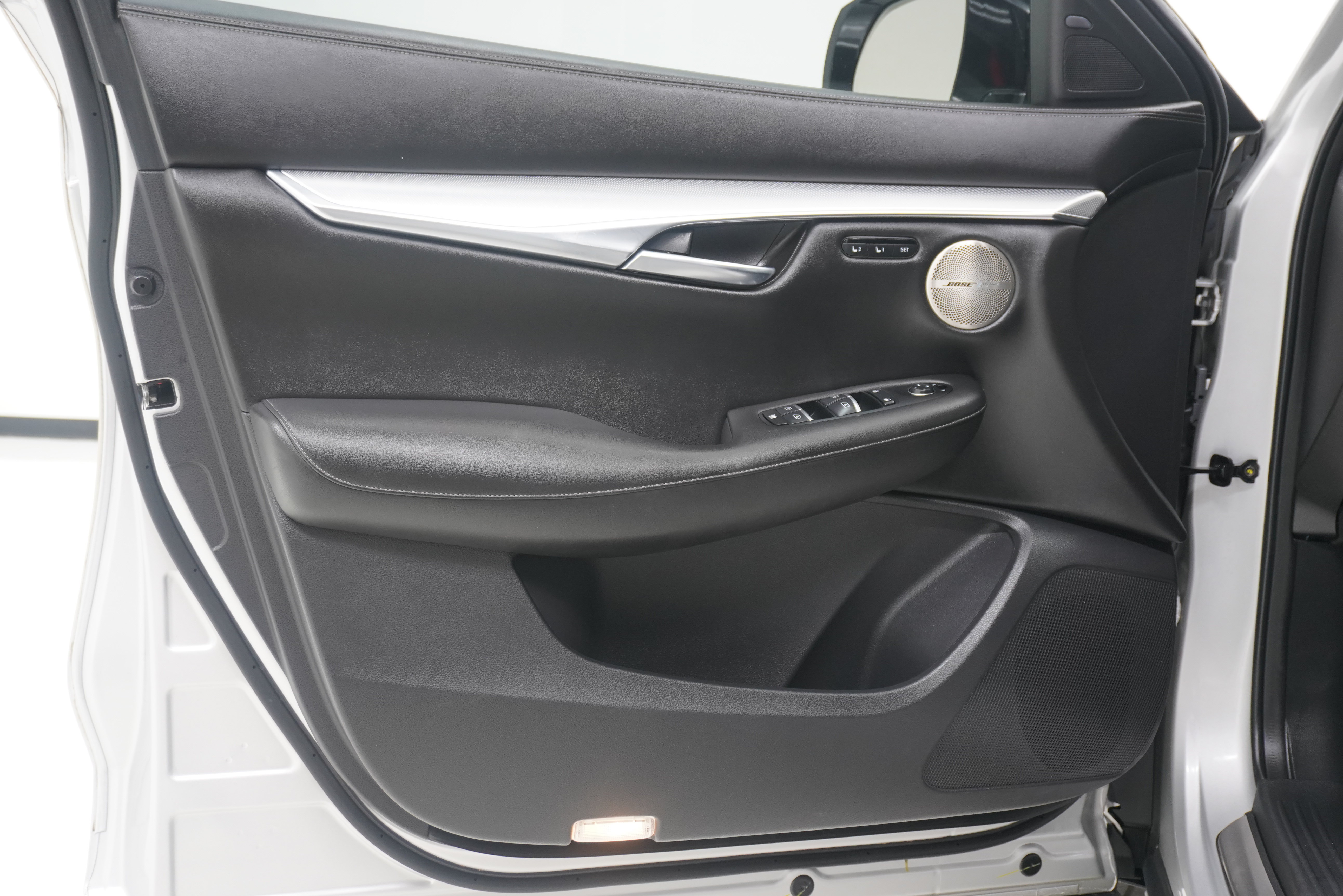 Used 2019 INFINITI QX50 Essential w/ Premium Heat Package FWD image 13