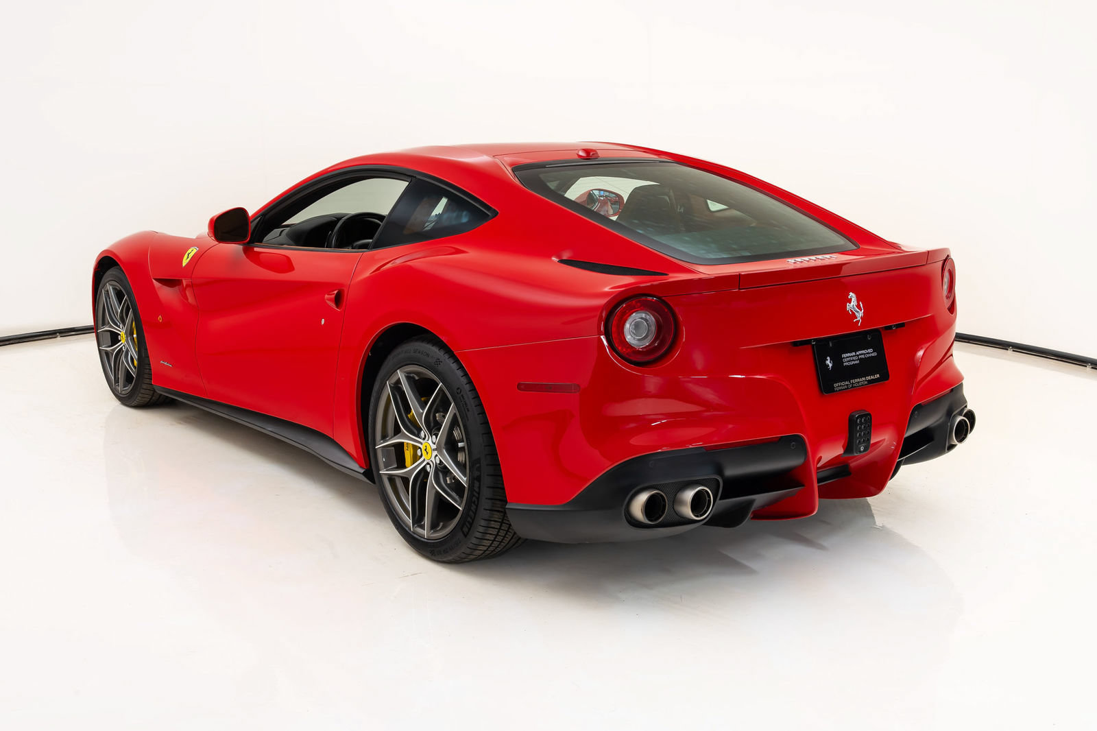 Certified 2015 Ferrari F12 Berlinetta RWD image 2