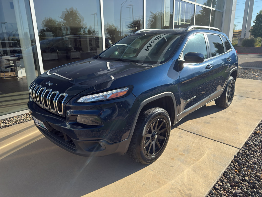 Used 2018 Jeep Cherokee Latitude