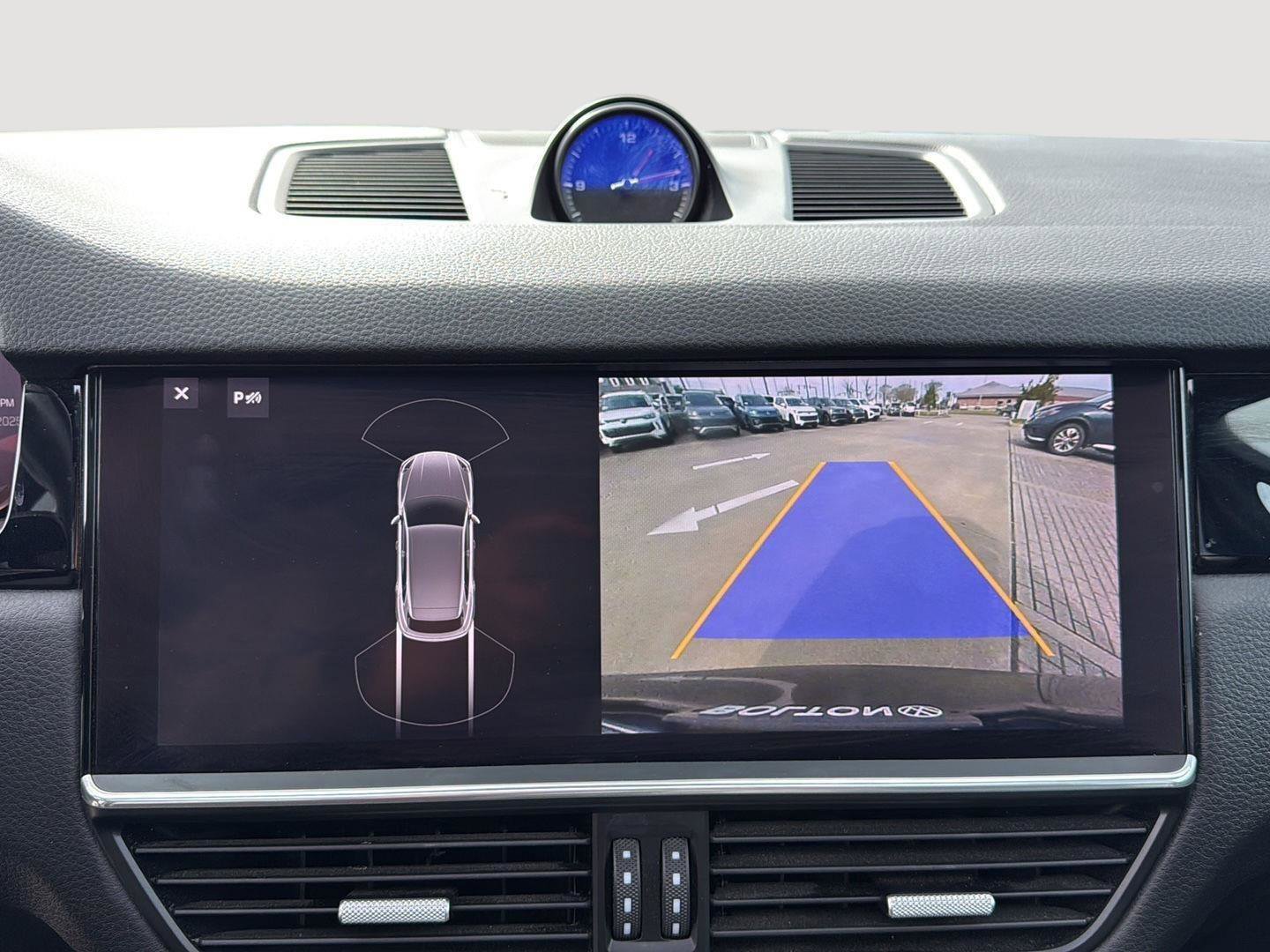 Used 2021 Porsche Cayenne image 25