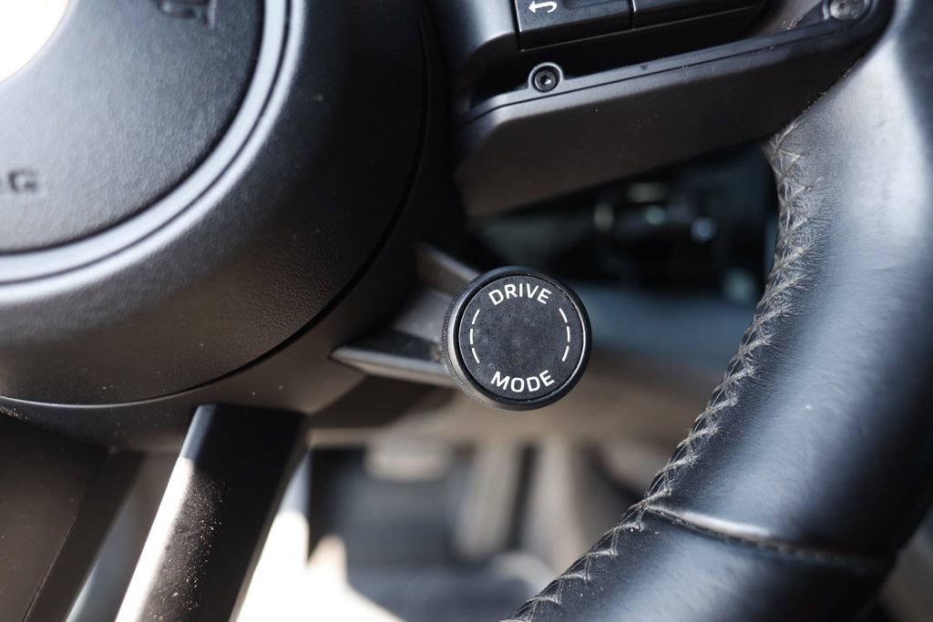 Used 2021 Porsche Taycan image 15