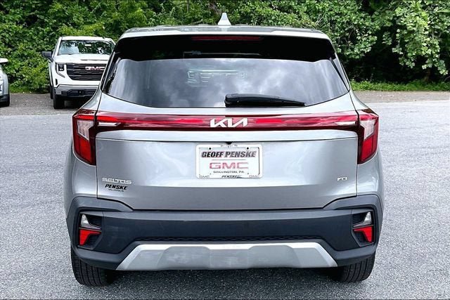 Used 2024 Kia Seltos LX AWD/4WD image 8
