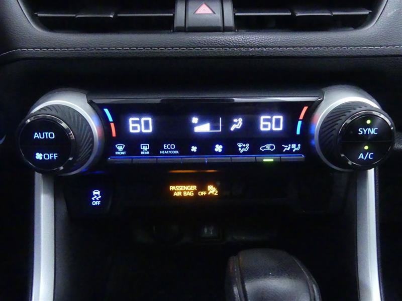 Used 2019 Toyota RAV4 XLE w/ All Weather Liner Package AWD/4WD image 12