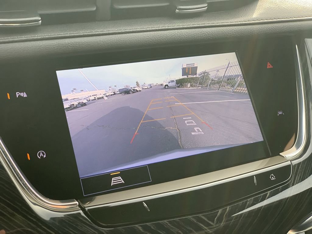 Used 2023 Cadillac XT6 Premium Luxury image 12