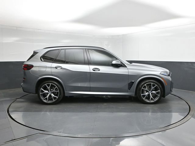 Used 2024 BMW X5 sDrive40i w/ M Sport Package image 15