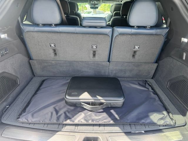 Certified 2025 Cadillac Escalade IQ Luxury 2 w/ LPO, Premium Carpet Package AWD/4WD image 14