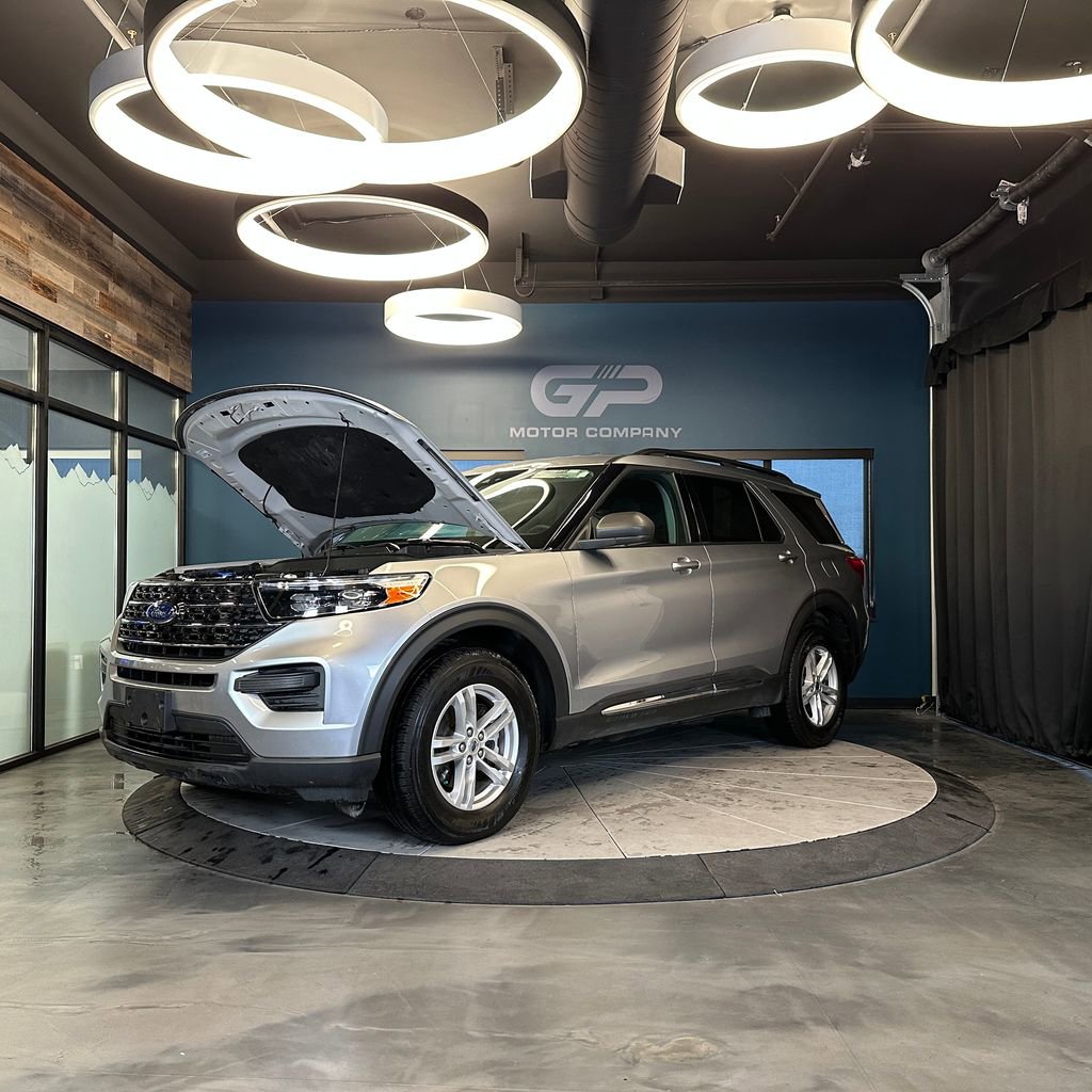 Used 2021 Ford Explorer XLT AWD/4WD image 25
