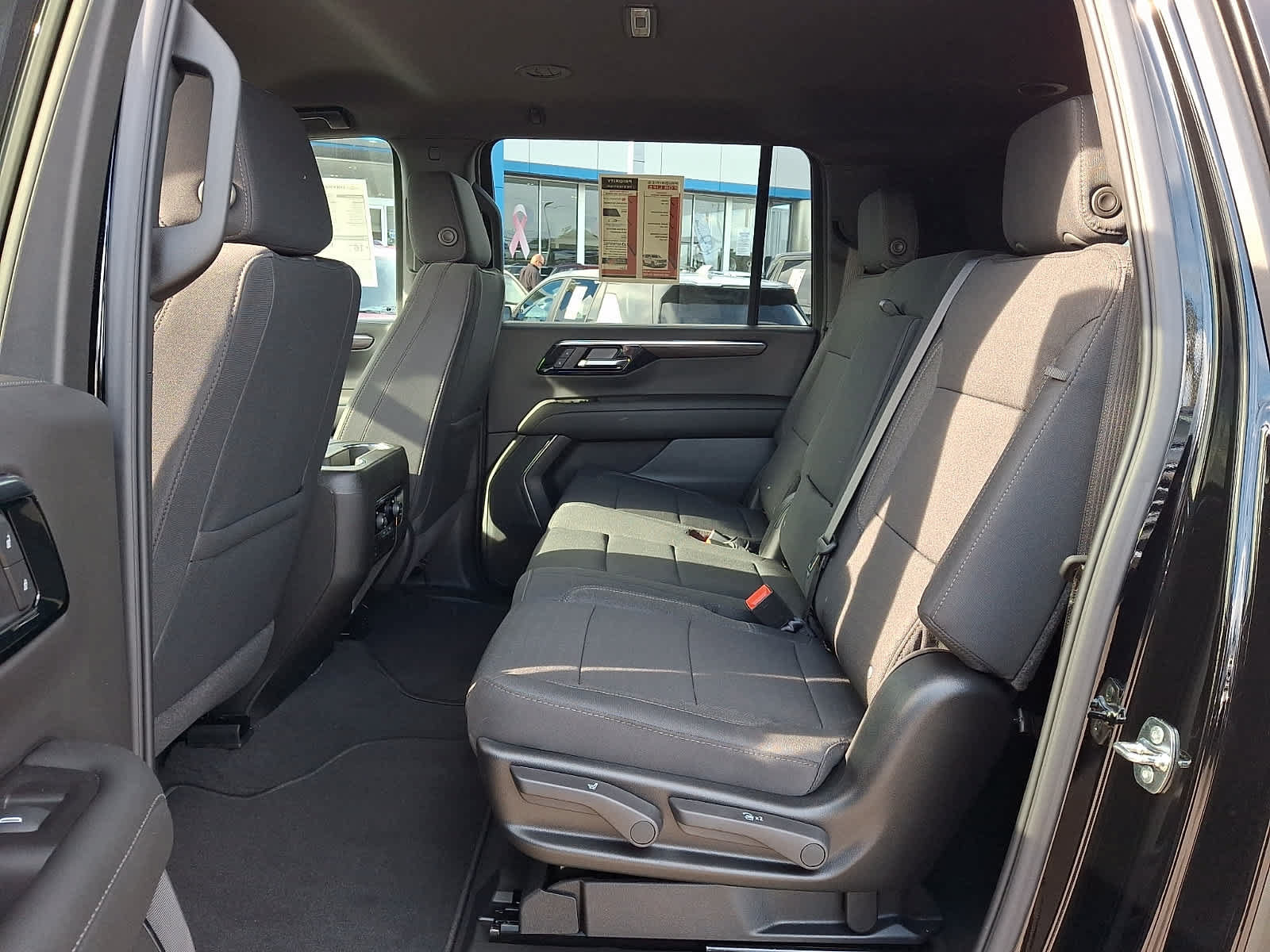New 2026 Chevrolet Suburban LS w/ Max Trailering Package AWD/4WD image 8