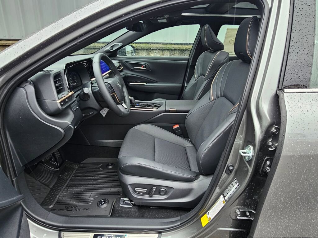 New 2026 Toyota Crown Limited image 12