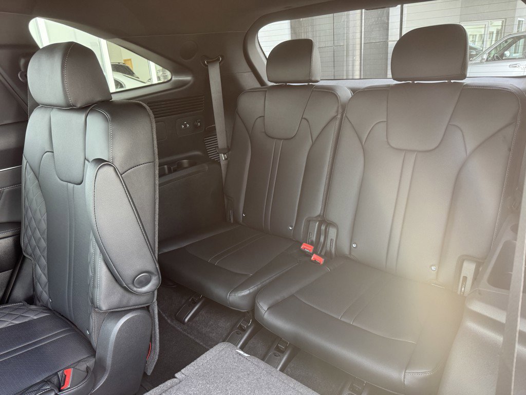 New 2026 Kia Sorento SX Prestige AWD/4WD image 9
