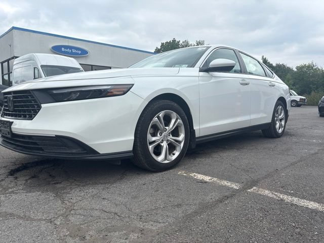 Used 2023 Honda Accord LX image 4