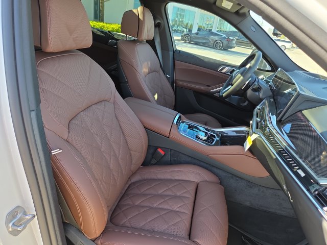 New 2027 BMW X6 M60i AWD/4WD image 17