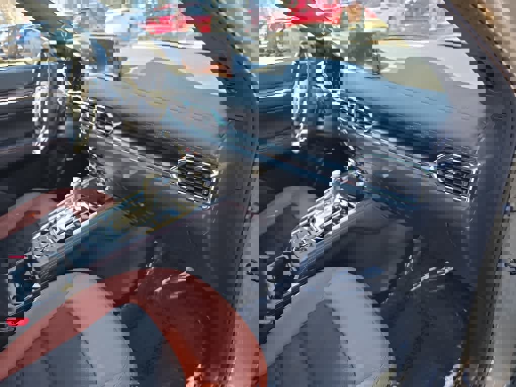 Used 2025 MAZDA CX-5 Carbon Edition image 23