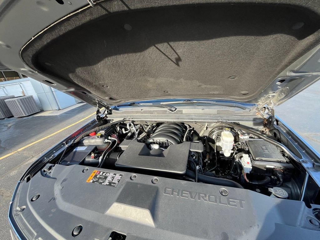 Used 2020 Chevrolet Suburban Premier AWD/4WD image 13