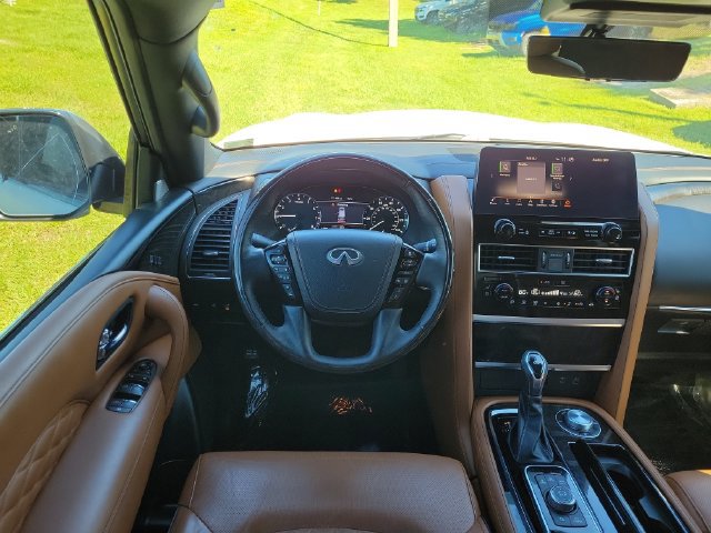 Used 2023 INFINITI QX80 Sensory w/ Cargo Package AWD/4WD image 11