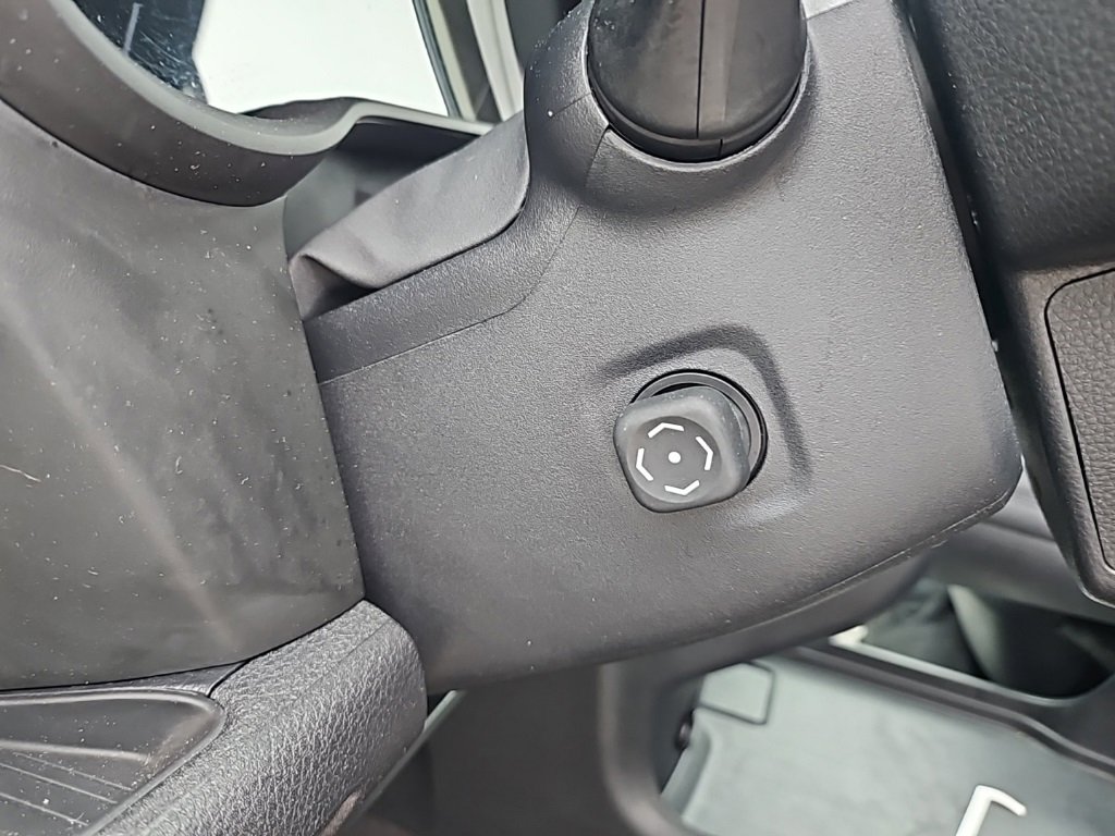 Used 2024 Toyota Sienna Platinum image 14