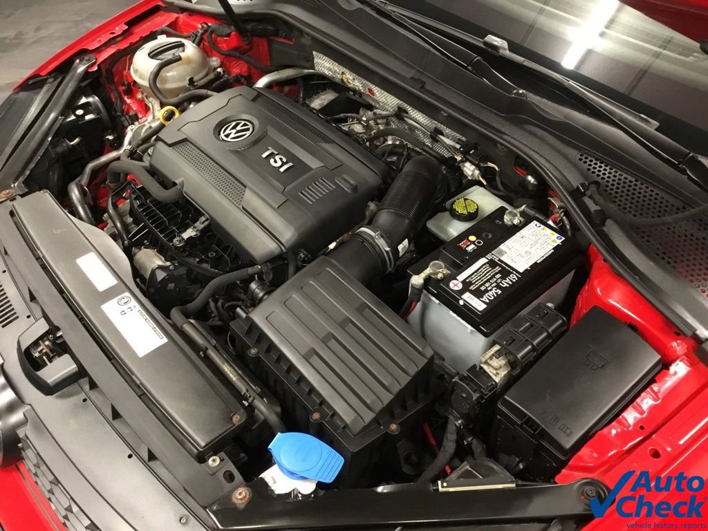 Used 2015 Volkswagen GTI SE w/ Lighting Package (SEL) FWD image 43
